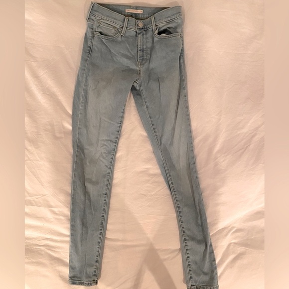 Levi’s Jeans - Picture 2 of 8